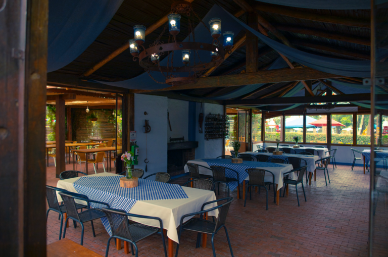 Salón Chimenea